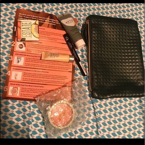 New Ipsy August and September glam bags unopened. - Picture 2 of 8